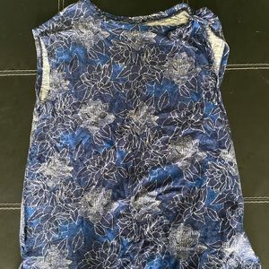 Blue floral maternity top